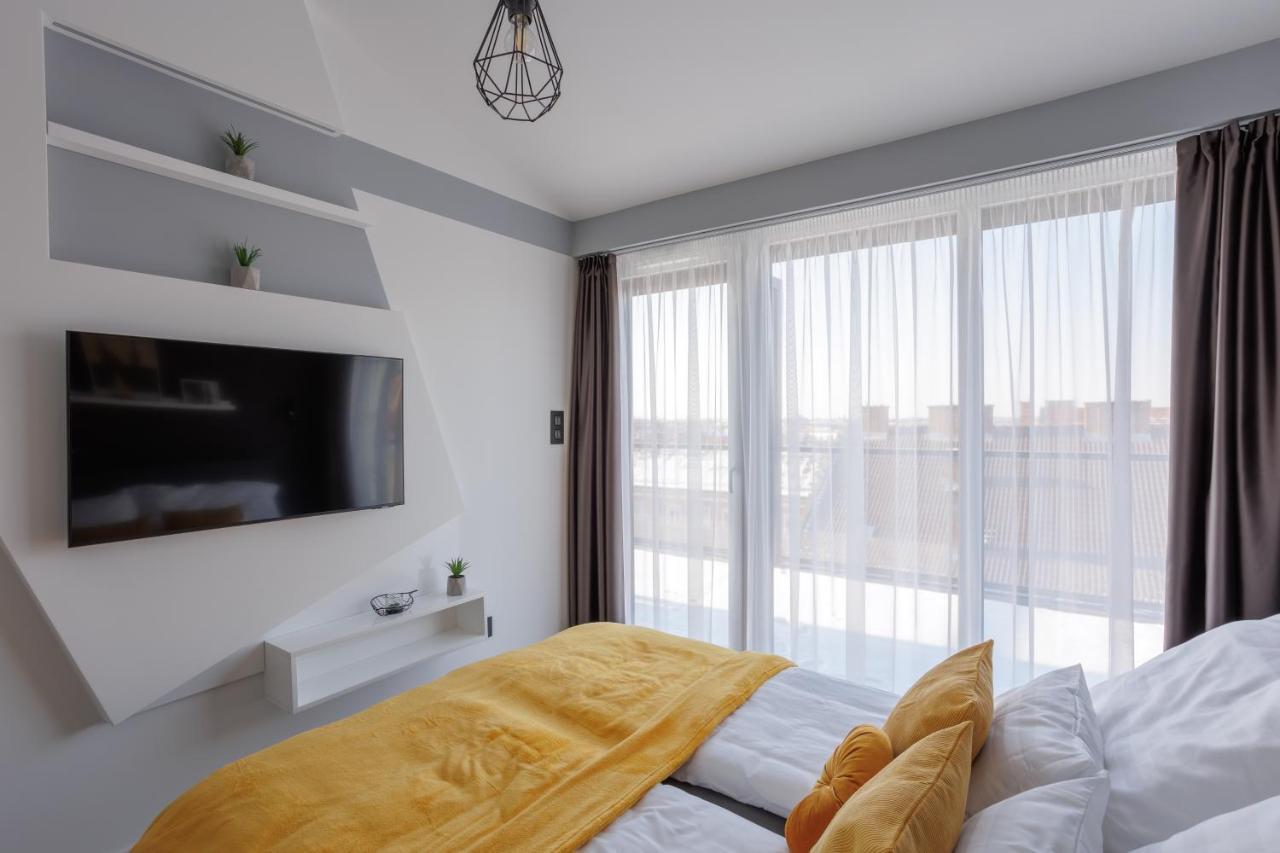 Noir Hotel - Penthouse Apartman Сегед Экстерьер фото