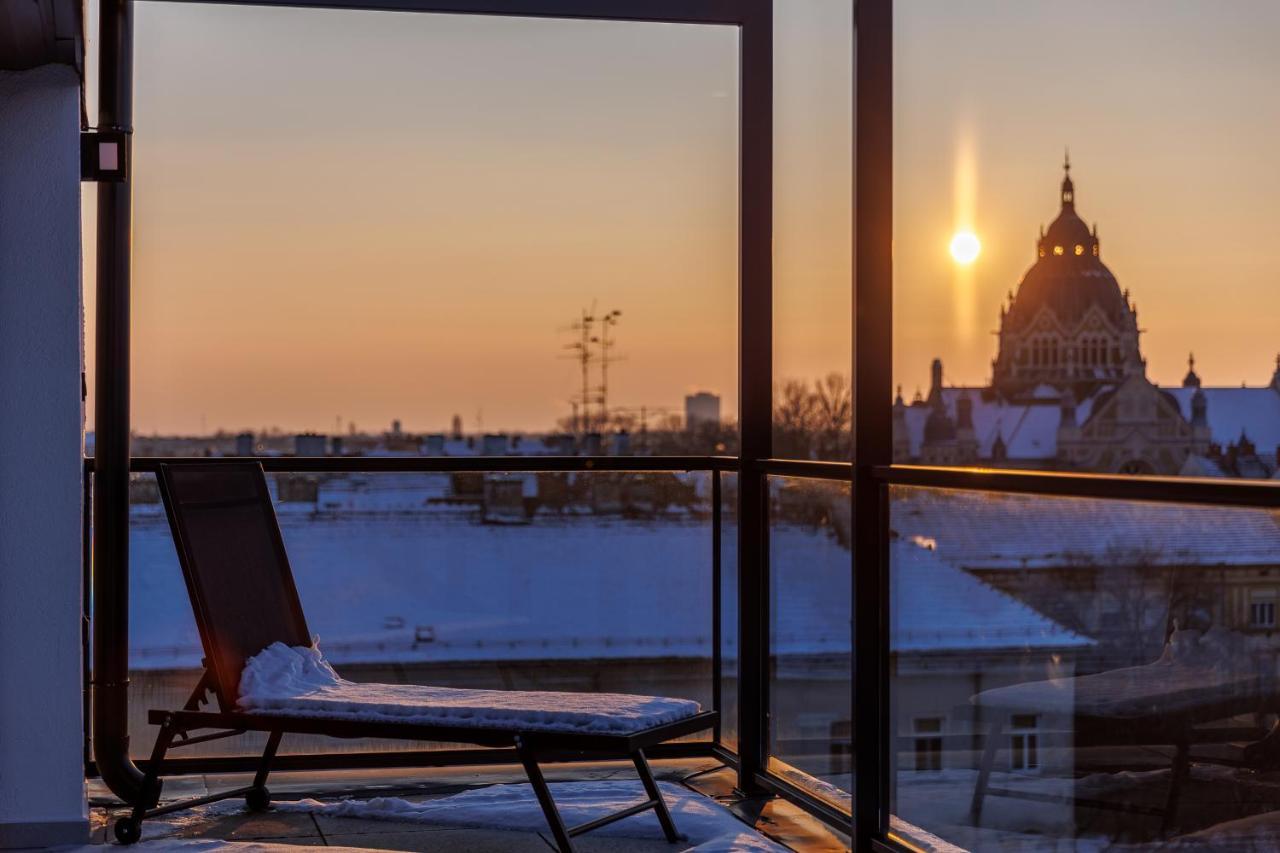 Noir Hotel - Penthouse Apartman Сегед Экстерьер фото